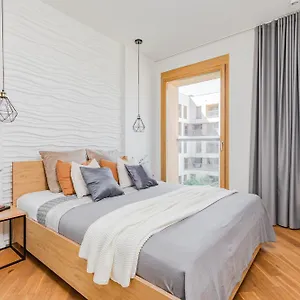 Superapart Kolejowa 49a , Warszawa Polska